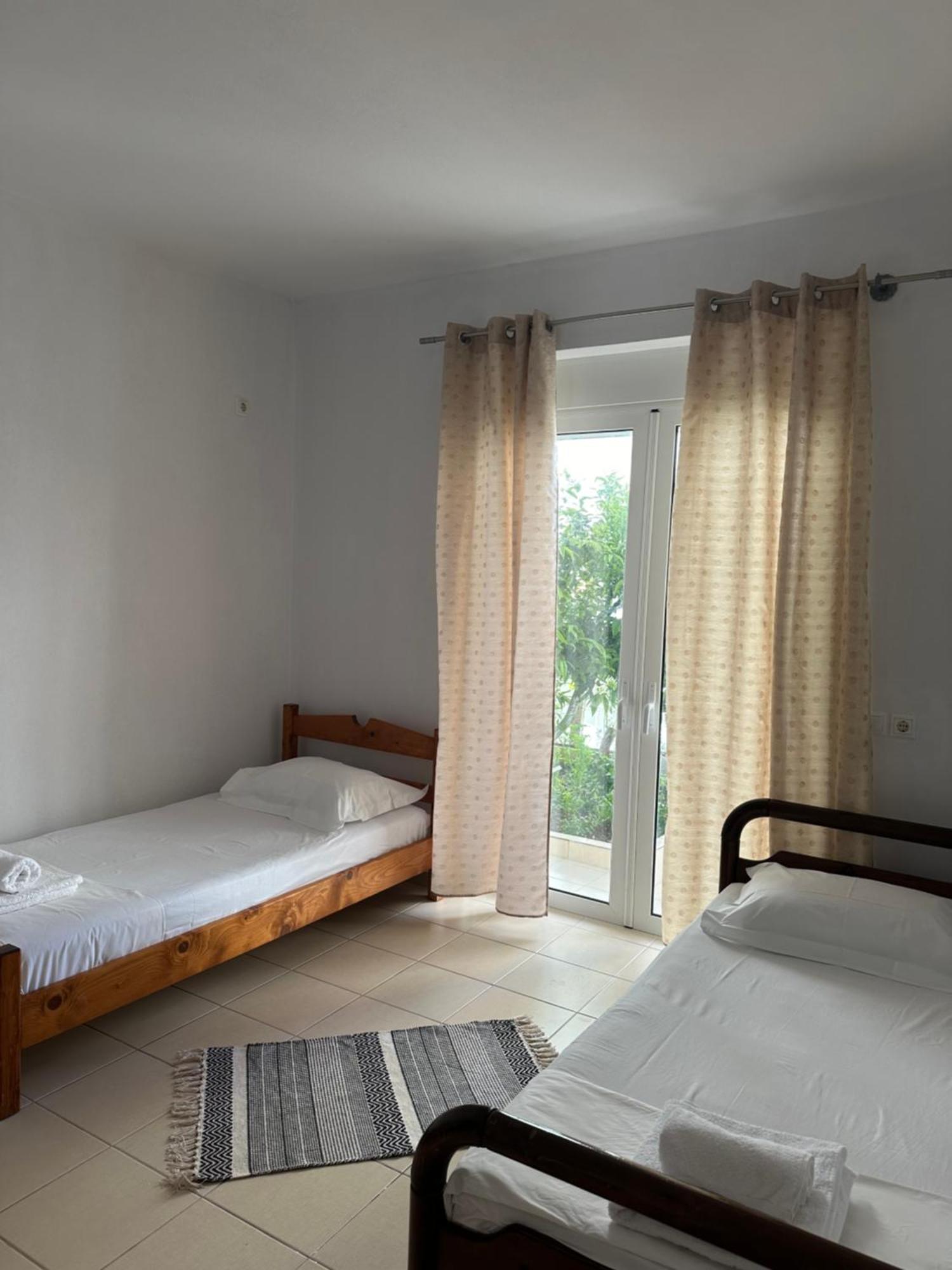Vila Lemon Tree Sarandë Exterior foto